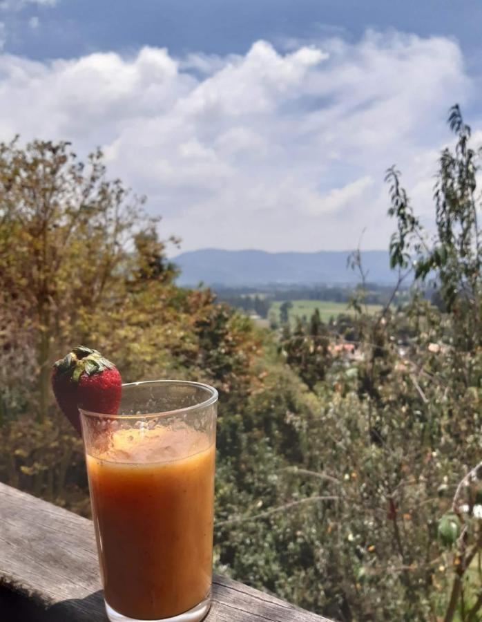 Campina Suiza Hotell Tabio Exteriör bild